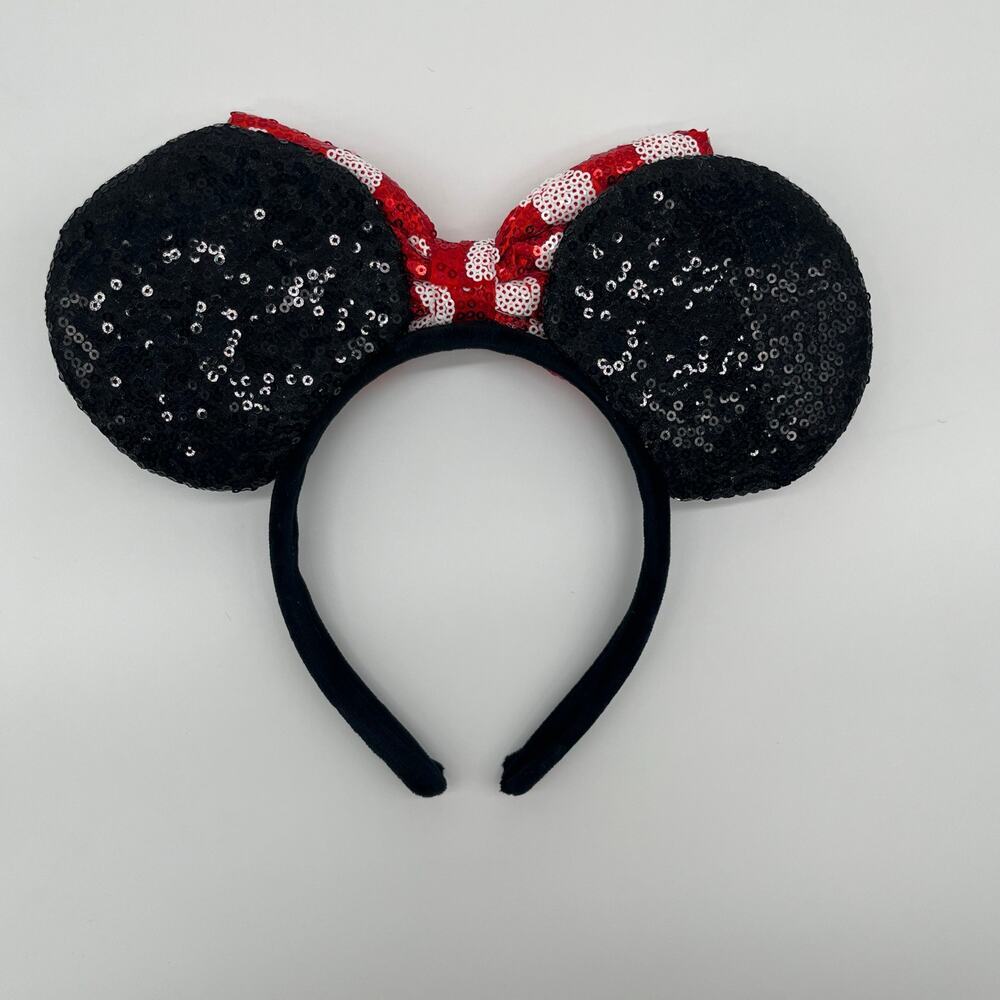 LOUNGEFLY Disney NWT Mickey Retro 3D Wallet, Sequin Minnie Ears Included - Picture 12 of 12